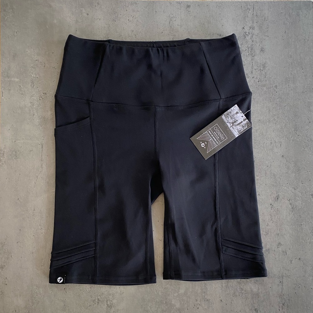 Oiselle Long Pocket Jogger Shorts - Black
